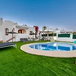 Aitana - Managed By Almarina Villa