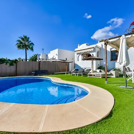 Aitana - Managed By Almarina * Calp