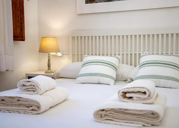 Aitana - Managed By Almarina * Calp