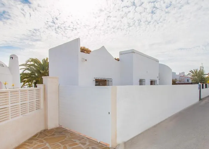 Aitana - Managed By Almarina Calp