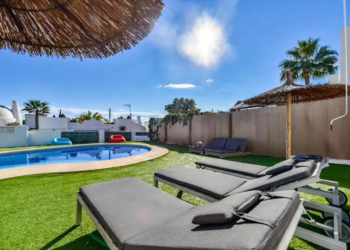 Aitana - Managed By Almarina * Calp